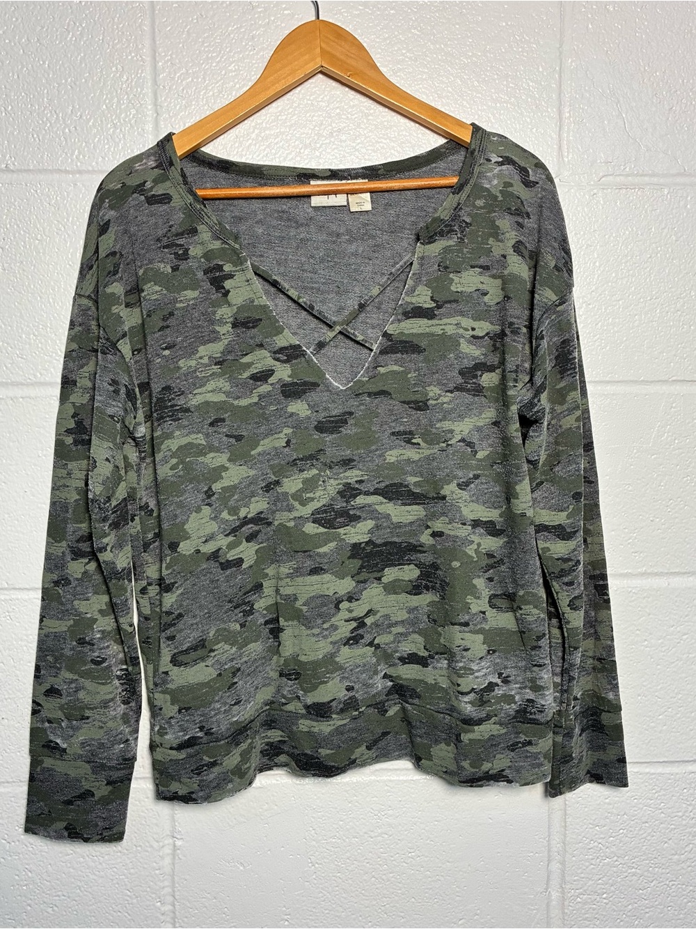 Day trip camo long sleeve criss cross vneck top